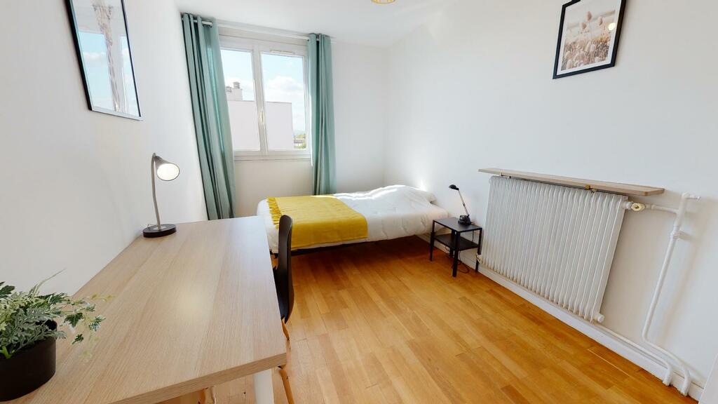 Photo du 52 bis rue de la Filature, Droite, 69100 Villeurbanne, France Villeurbanne