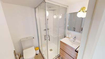 Photo du 77 Rue Jean Jaurès, 69500 Bron, France Bron