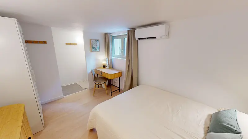 Photo du 77 Rue Jean Jaurès, 69500 Bron, France Bron