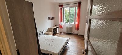 Photo du 52 Rue Du Onze Novembre, 42100 Saint-Étienne, France Saint-Étienne
