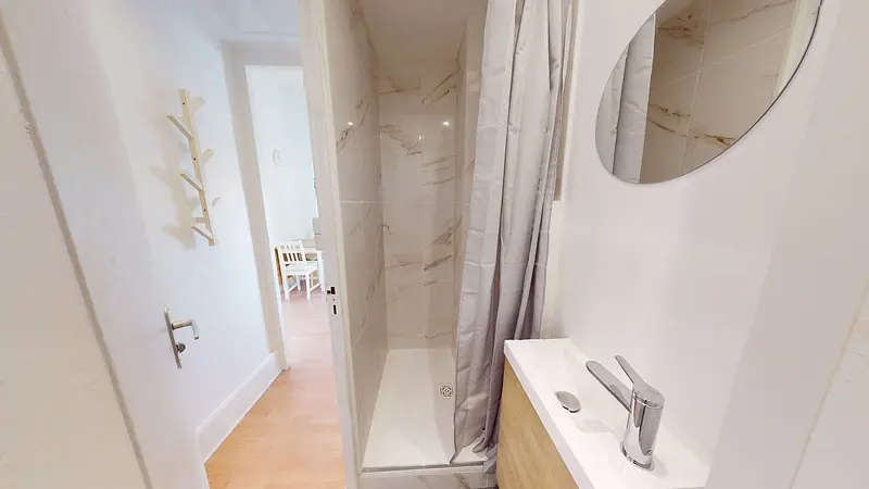 Photo du 124 Rue Du Bourbonnais, 69009 Lyon, France Lyon