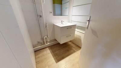 Photo du 2 Avenue Du Chemin De Fer, 93420 Villepinte, France Villepinte