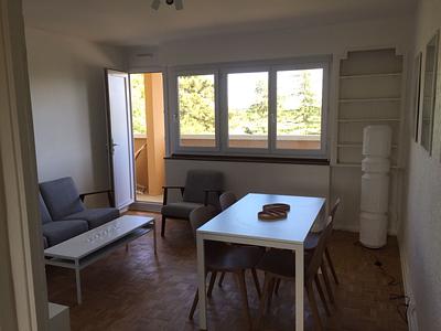 Photo du 2 Avenue Raymond De Veyssière, 69130 Écully, France Écully