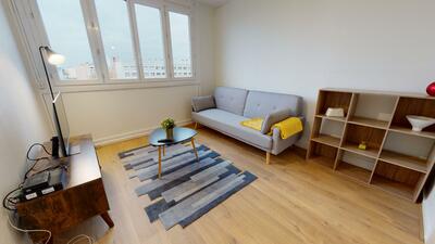 Photo du 261 rue du 4 août 1789, 69100 Villeurbanne, France Villeurbanne