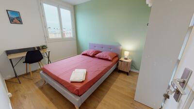 Photo du 261 rue du 4 août 1789, 69100 Villeurbanne, France Villeurbanne