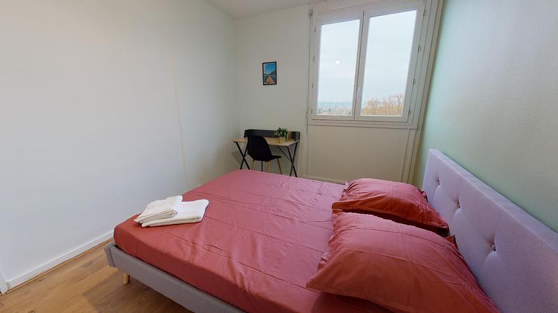 Photo du 261 rue du 4 août 1789, 69100 Villeurbanne, France Villeurbanne