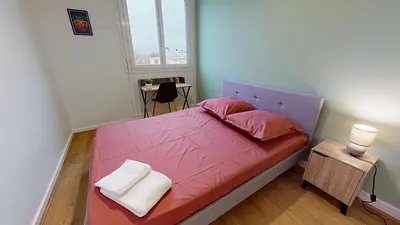 Photo du 261 rue du 4 août 1789, 69100 Villeurbanne, France Villeurbanne