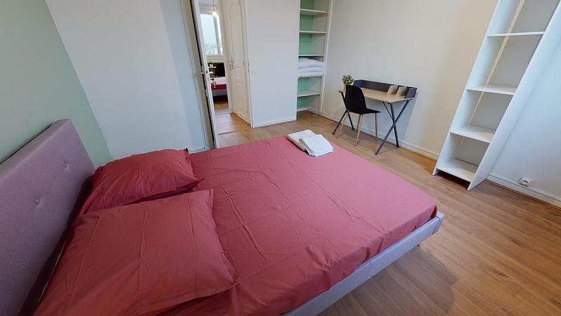 Photo du 261 rue du 4 août 1789, 69100 Villeurbanne, France Villeurbanne