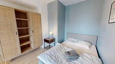 Photo du 43 Rue Léon Jouhaux, 33800 Bordeaux, France Bordeaux