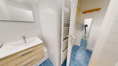 Photo du 32 Rue Du Professeur Joseph Nicolas, 69008 Lyon, France Lyon