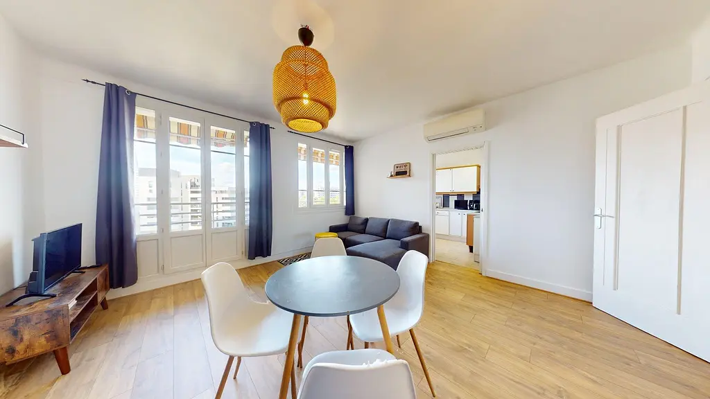 Photo du 32 Rue Du Professeur Joseph Nicolas, 69008 Lyon, France Lyon