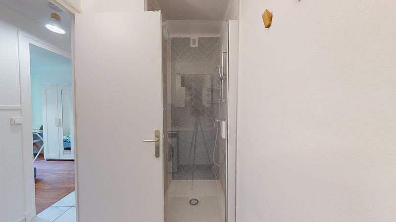 Photo du 173 Avenue Barthélémy Buyer, Bat. 7; Esc. 2; Etage 5; Porte 2G; Lot 63, 69005 Lyon, France Lyon