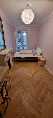 Photo du 18 Rue Jean Baptiste Pigalle, 75009 Paris, France Paris