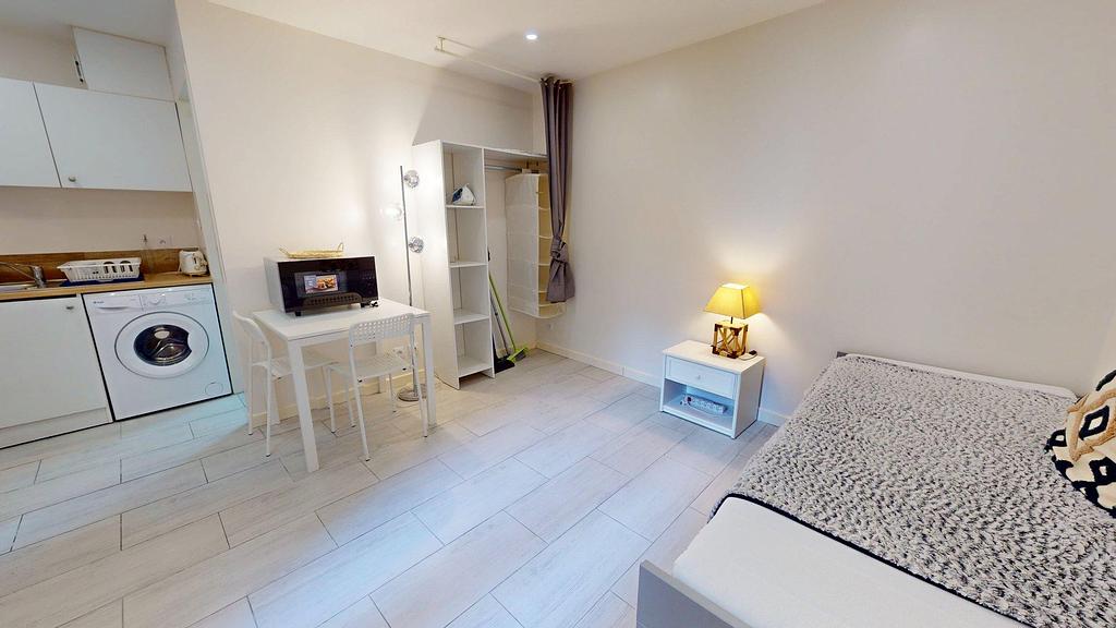 Photo du 17 Rue Lafontaine, 33800 Bordeaux, France Bordeaux