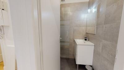 Photo du 32 Rue Du Professeur Joseph Nicolas, 69008 Lyon, France Lyon