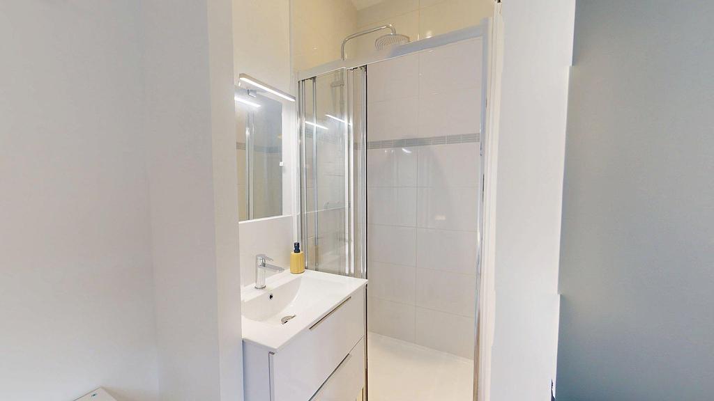 Photo du 1 Rue Manescau, 64000 Pau, France Pau