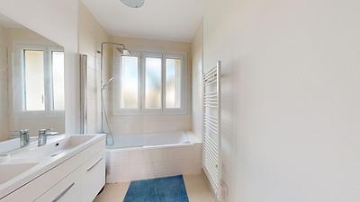 Photo du 5 Boulevard De La Croix-Rousse, 69004 Lyon, France Lyon