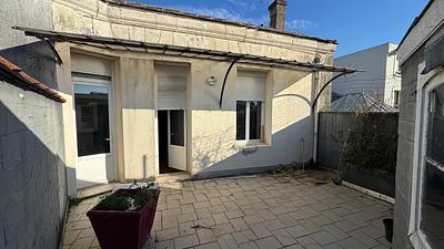 Photo du 171 Rue Du Jardin Public, 33300 Bordeaux, France Bordeaux