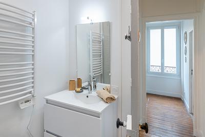 Photo du 32 avenue Jean Jaures, 69200 Vénissieux, France Vénissieux