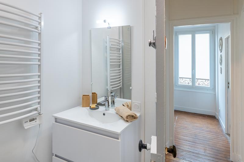 Photo du 32 avenue Jean Jaures, 69200 Vénissieux, France Vénissieux