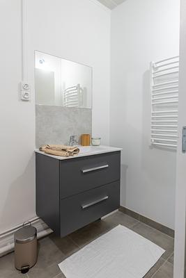 Photo du 32 avenue Jean Jaures, 69200 Vénissieux, France Vénissieux