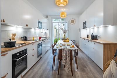 Photo du 32 avenue Jean Jaures, 69200 Vénissieux, France Vénissieux