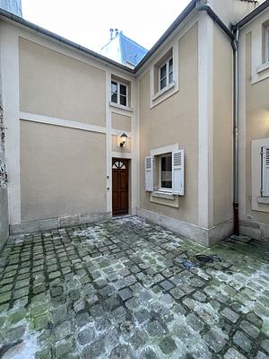 Photo du 20 Rue de l'Orangerie, 78000 Versailles, France Versailles