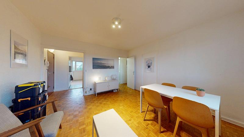 Photo du 2 Avenue Raymond De Veyssière, 69130 Écully, France Écully