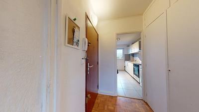 Photo du 2 Avenue Raymond De Veyssière, 69130 Écully, France Écully