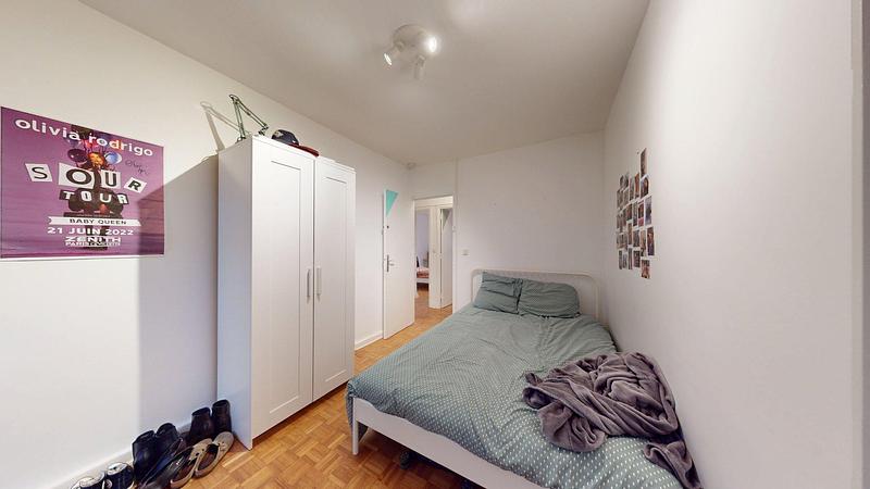 Photo du 2 Avenue Raymond De Veyssière, 69130 Écully, France Écully