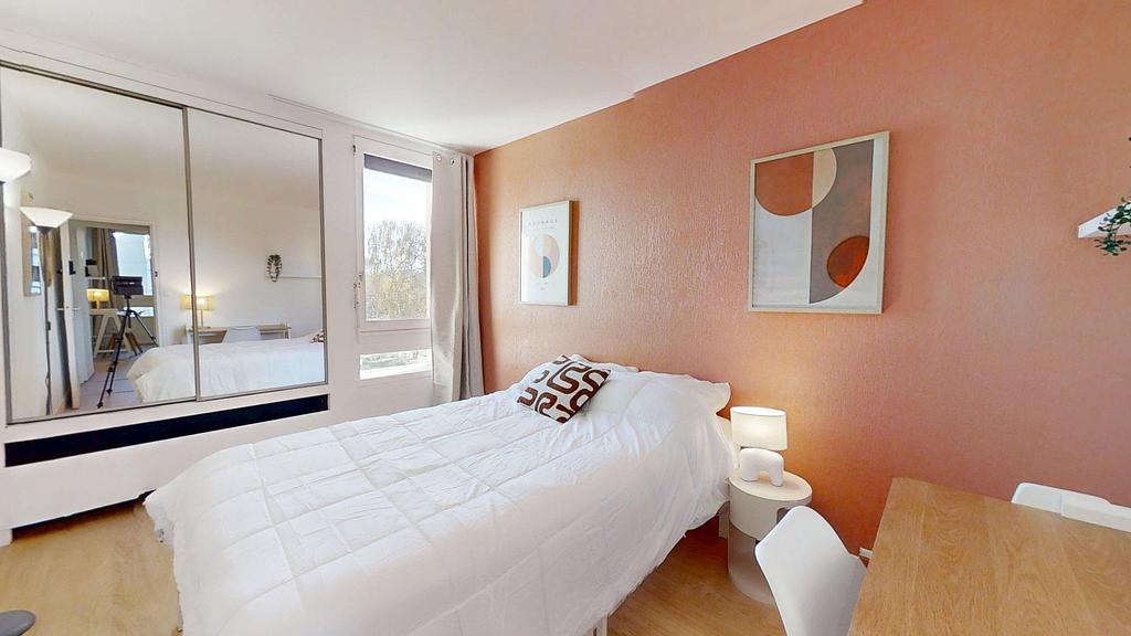 Photo du 26 Rés Les Nouveaux Horizons, 78990 Élancourt, France Élancourt