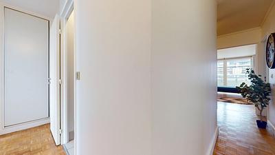 Photo du 4 Square Henri Regnault, 92400 Courbevoie, France Courbevoie