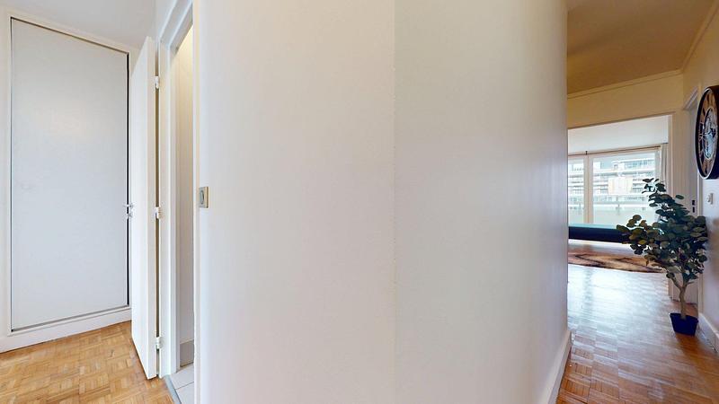 Photo du 4 Square Henri Regnault, 92400 Courbevoie, France Courbevoie