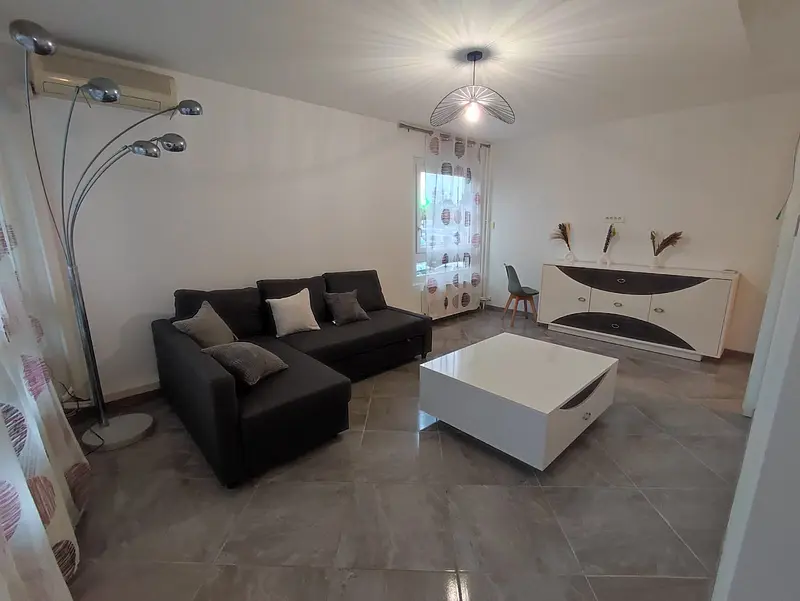 Photo du 13 Boulevard de l'Europe, 69600 Oullins, France Oullins