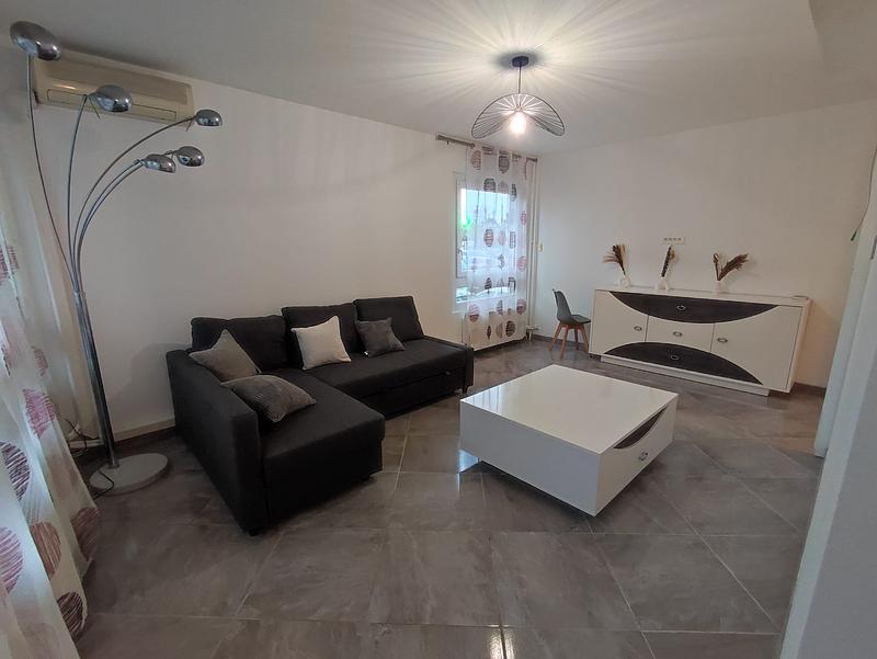 Photo du 13 Boulevard de l'Europe, 69600 Oullins, France Oullins