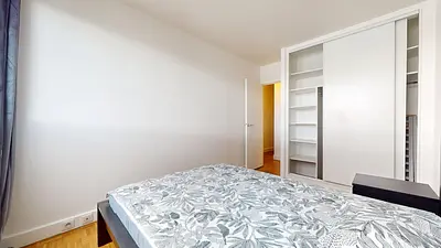 Photo du 4 Square Henri Regnault, 92400 Courbevoie, France Courbevoie