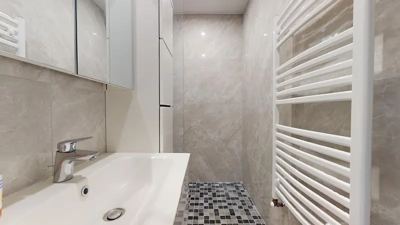 Photo du 77 Avenue Jeanne d'Arc, 38100 Grenoble, France Grenoble