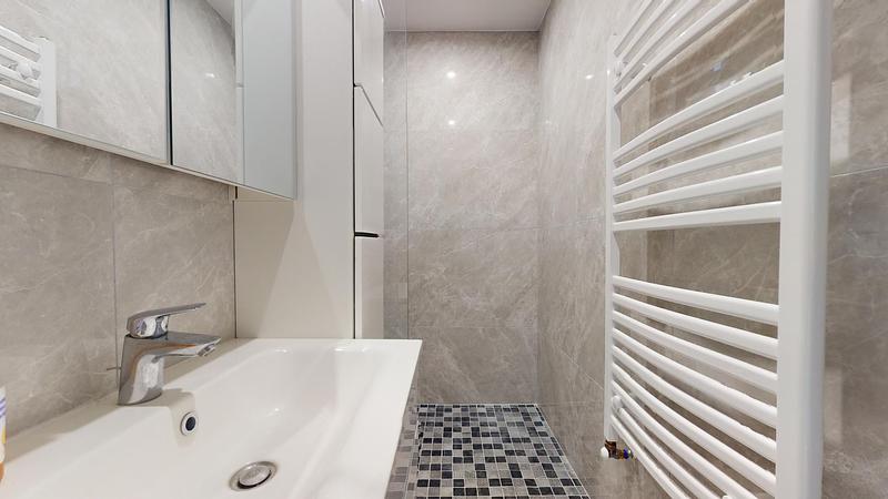 Photo du 77 Avenue Jeanne d'Arc, 38100 Grenoble, France Grenoble