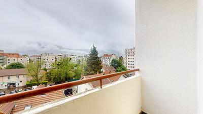 Photo du 77 Avenue Jeanne d'Arc, 38100 Grenoble, France Grenoble