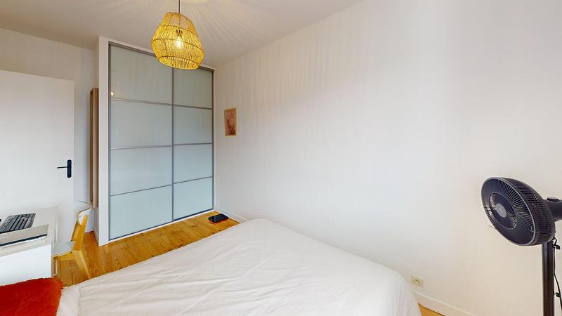 Photo du 140 Rue Sully, 63100 Clermont-Ferrand, France Clermont-Ferrand