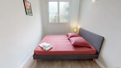 Photo du 28 rue des Essarts, 69500 Bron, France Bron