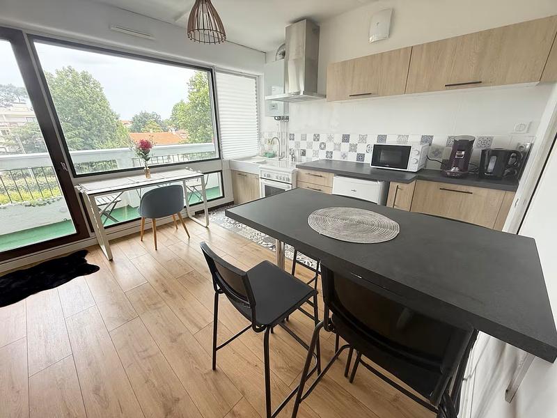 Photo du 160 Rue Frédéric Sévène, 33400 Talence, France Talence