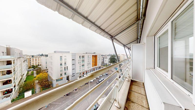 Photo du 241 Avenue Général de Gaulle, 69500 Bron, France Bron