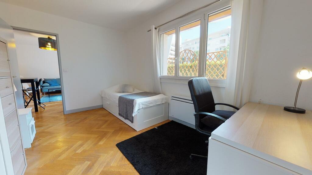 Photo du 1 rue de Prévieux, 69500 Bron, France Bron