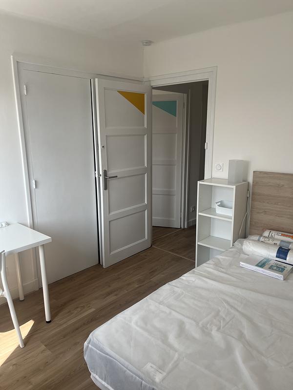 Photo du 10 Avenue Roger Salengro, 69100 Villeurbanne, France Villeurbanne