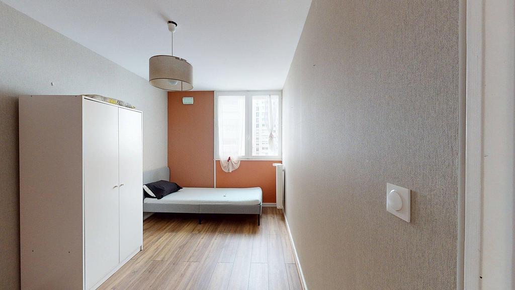 Photo du Allée Du Grand Mail, 37700 Saint-Pierre-des-Corps, France Saint-Pierre-des-Corps