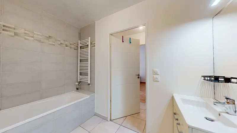 Photo du 204 Avenue Roger Salengro, 69100 Villeurbanne, France Villeurbanne