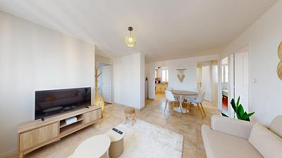 Photo du 42 Avenue Francis de Pressensé, 69200 Vénissieux, France Vénissieux