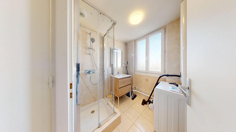 Photo du 42 Avenue Francis de Pressensé, 69200 Vénissieux, France Vénissieux