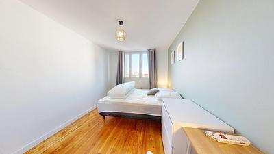 Photo du 42 Avenue Francis de Pressensé, 69200 Vénissieux, France Vénissieux